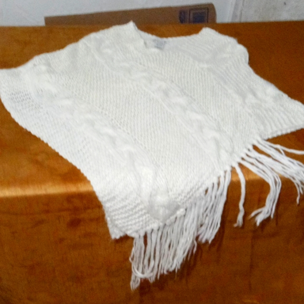 Ladies quilted poncho